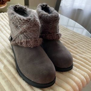 New dark grey Muk Luks boots.